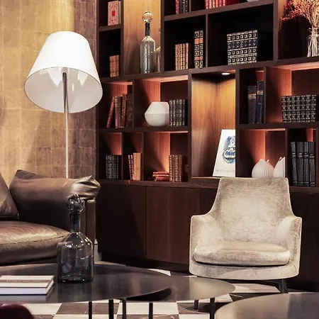 Szálloda Foch Boutique & 5*