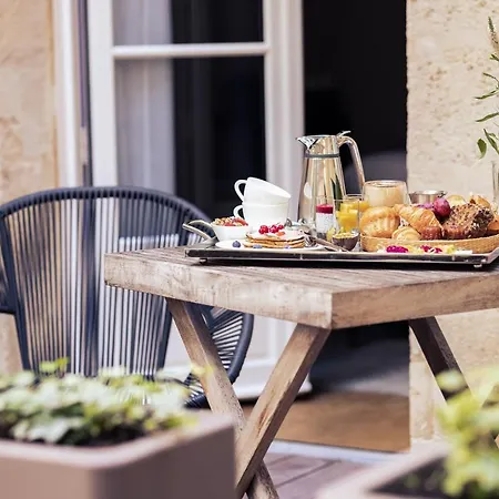 Szálloda Foch Boutique & 5*