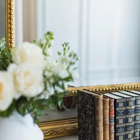 Foch Boutique & Hotel